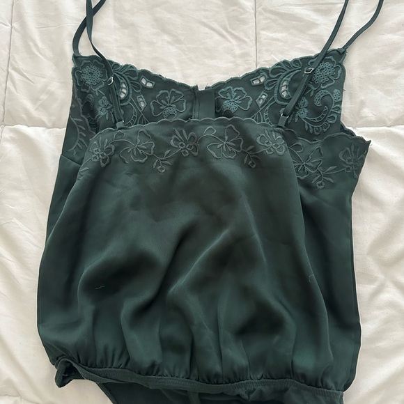A&F Forest Green Tank Bodysuit - Picture 2 of 4